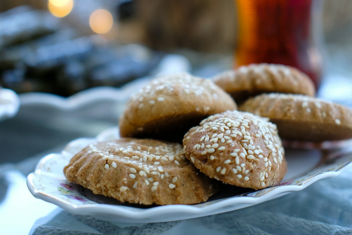 Maamoul: Biscoito Sírio Recheado com Tâmara