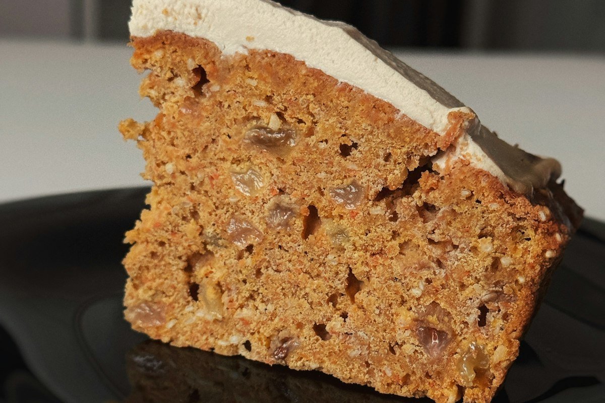Bolo de Gengibre com Melado e Especiarias